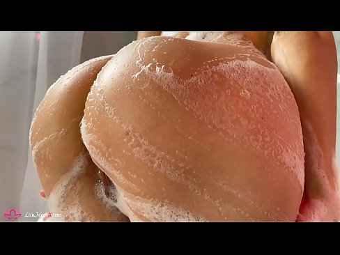 ❤️ La morena es masturba el cony amb un vibrador fins a un orgasme intens a la dutxa ❤ Vídeo de merda al porno ca.analpics.ru ❌️❤