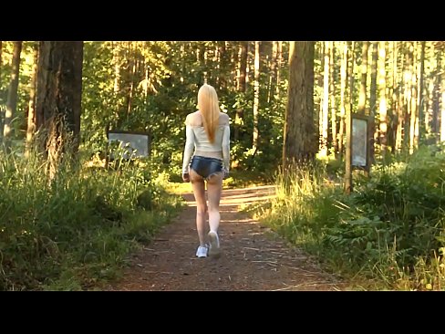 ❤️ Una bella dona es mou lentament, no un vídeo nu ❤ Vídeo de merda al porno ca.analpics.ru ❌️❤